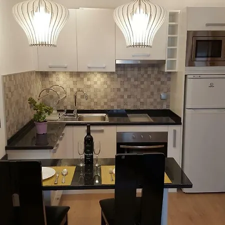 Apartment Cardoso Ii. A 5 Minuto A Pe Da Do Peneco *