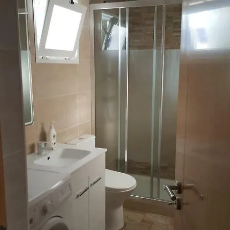 Apartamento Cardoso Ii. A 5 Minuto A Pe Da Do Peneco *