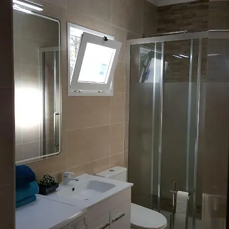 Cardoso Ii. A 5 Minuto A Pé Da Do Peneco Apartamento *